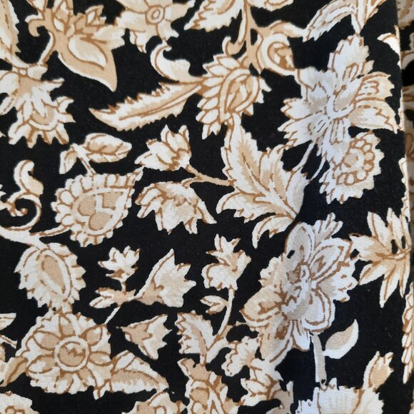 Old Navy Moody Floral Top - Picture 2 of 4